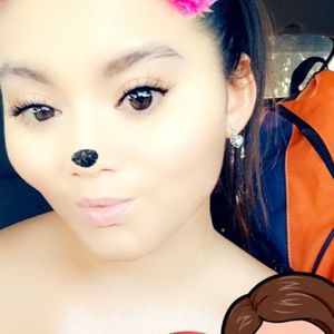 Meet your Posher, Iris